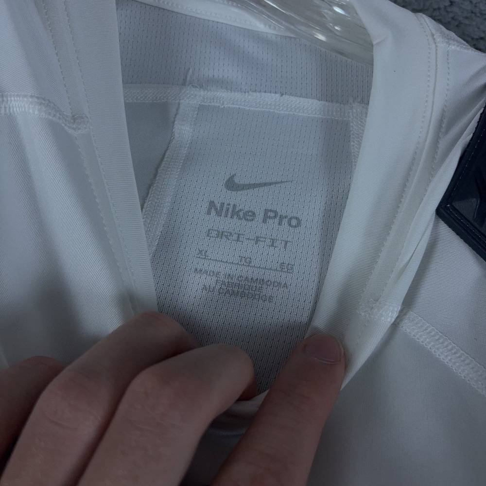 Nike Pro HyperStrong Football Top Boys XL White Padded Big Kids Girdle Tank - Picture 5 of 9